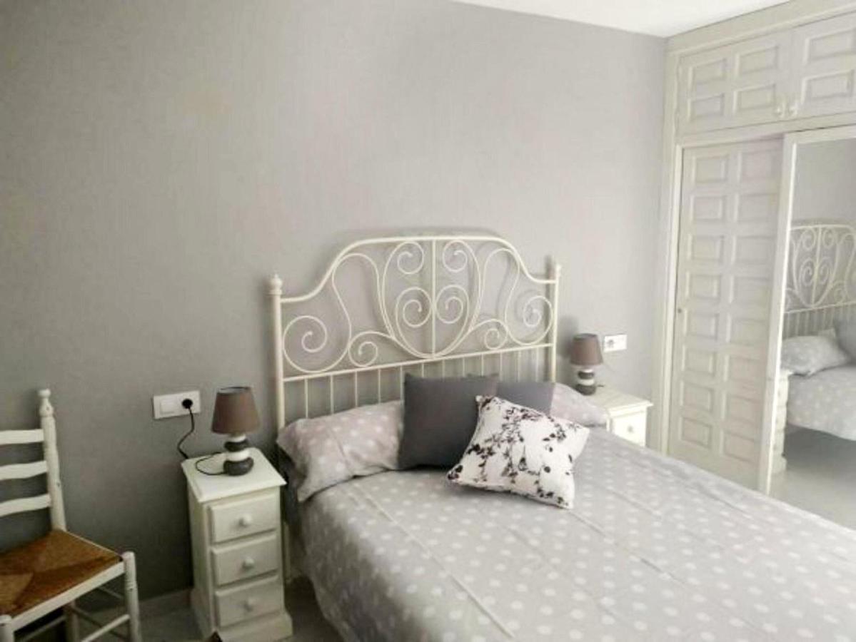 Vikerbiescas Apartment ภายนอก รูปภาพ