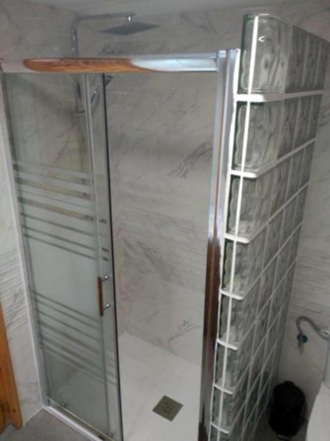 Vikerbiescas Apartment ภายนอก รูปภาพ